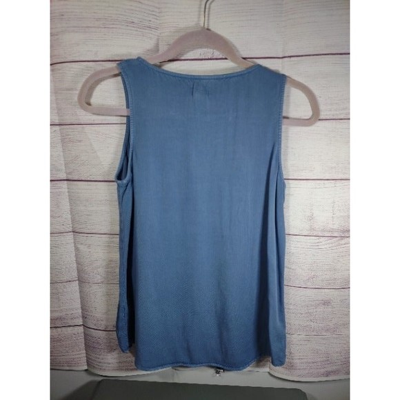 a.n.a. blue sleeveless hi-low tunic style tank top, Women's Size S 100% Rayon - Picture 3 of 6